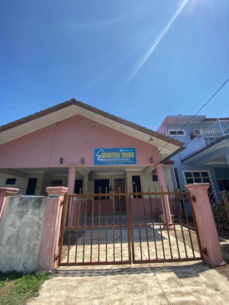 Homestay Tok Ma 1 Alur Tuman Marang Esterno foto