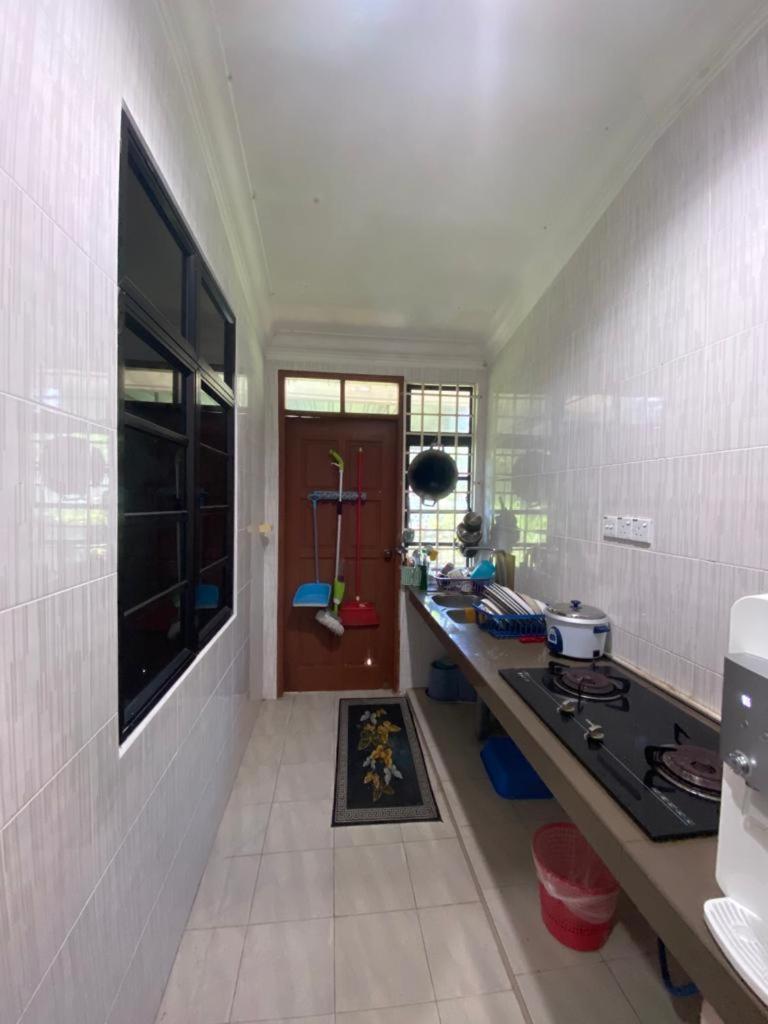 Homestay Tok Ma 1 Alur Tuman Marang Esterno foto