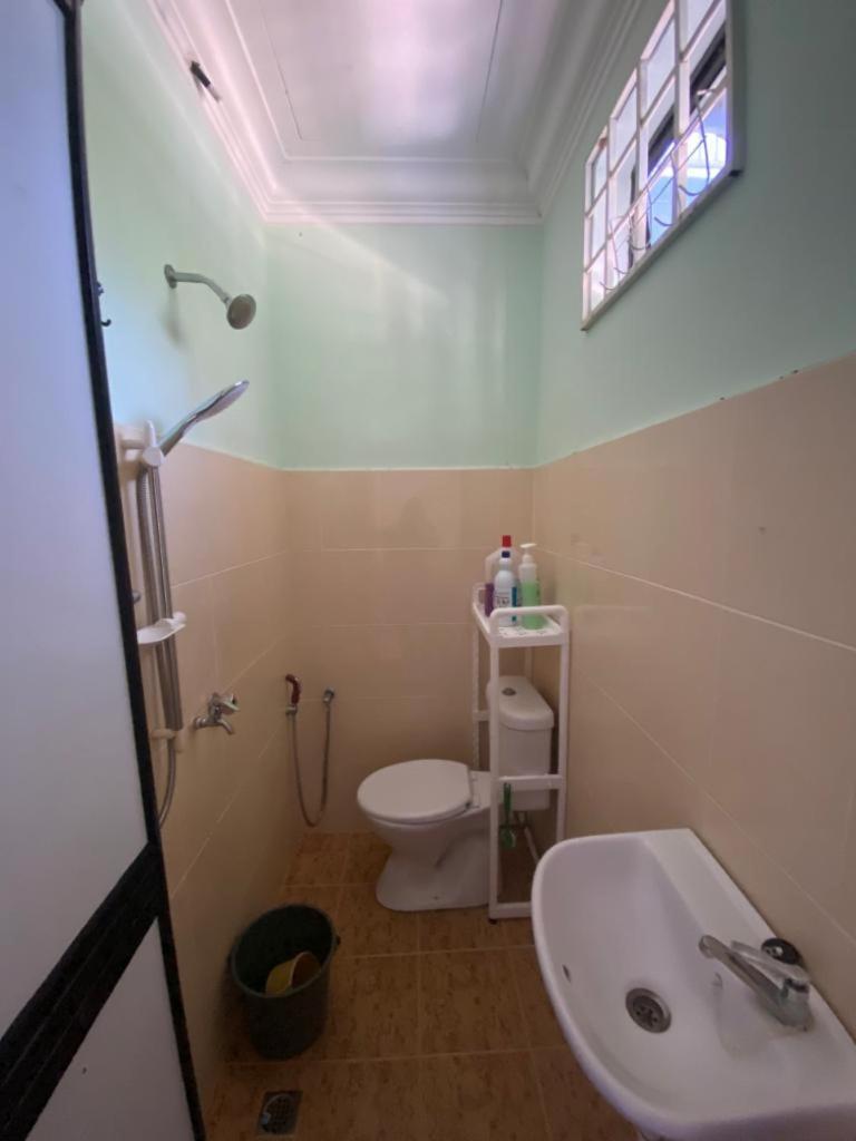 Homestay Tok Ma 1 Alur Tuman Marang Esterno foto