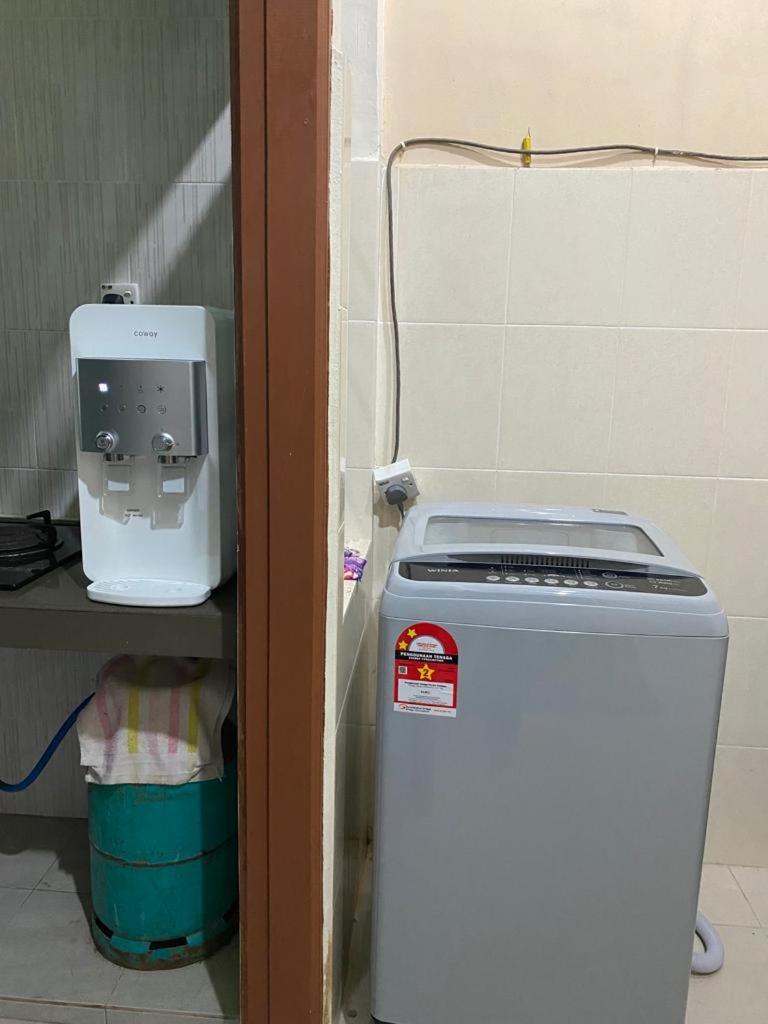 Homestay Tok Ma 1 Alur Tuman Marang Esterno foto
